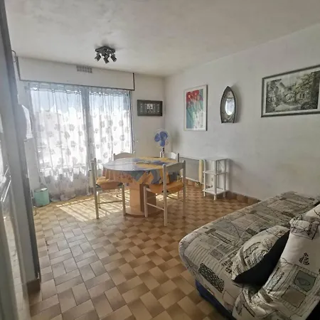 029 Girelles T2 5 Personnes Proche Môle Flânerie