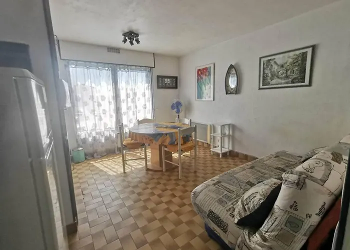 029 Girelles T2 5 Personnes Proche Môle Flânerie